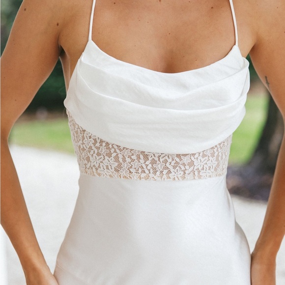 Selfie Leslie- Golden Era Cowl Neck Lace Waist Midi Dress White - Picture 3 of 6